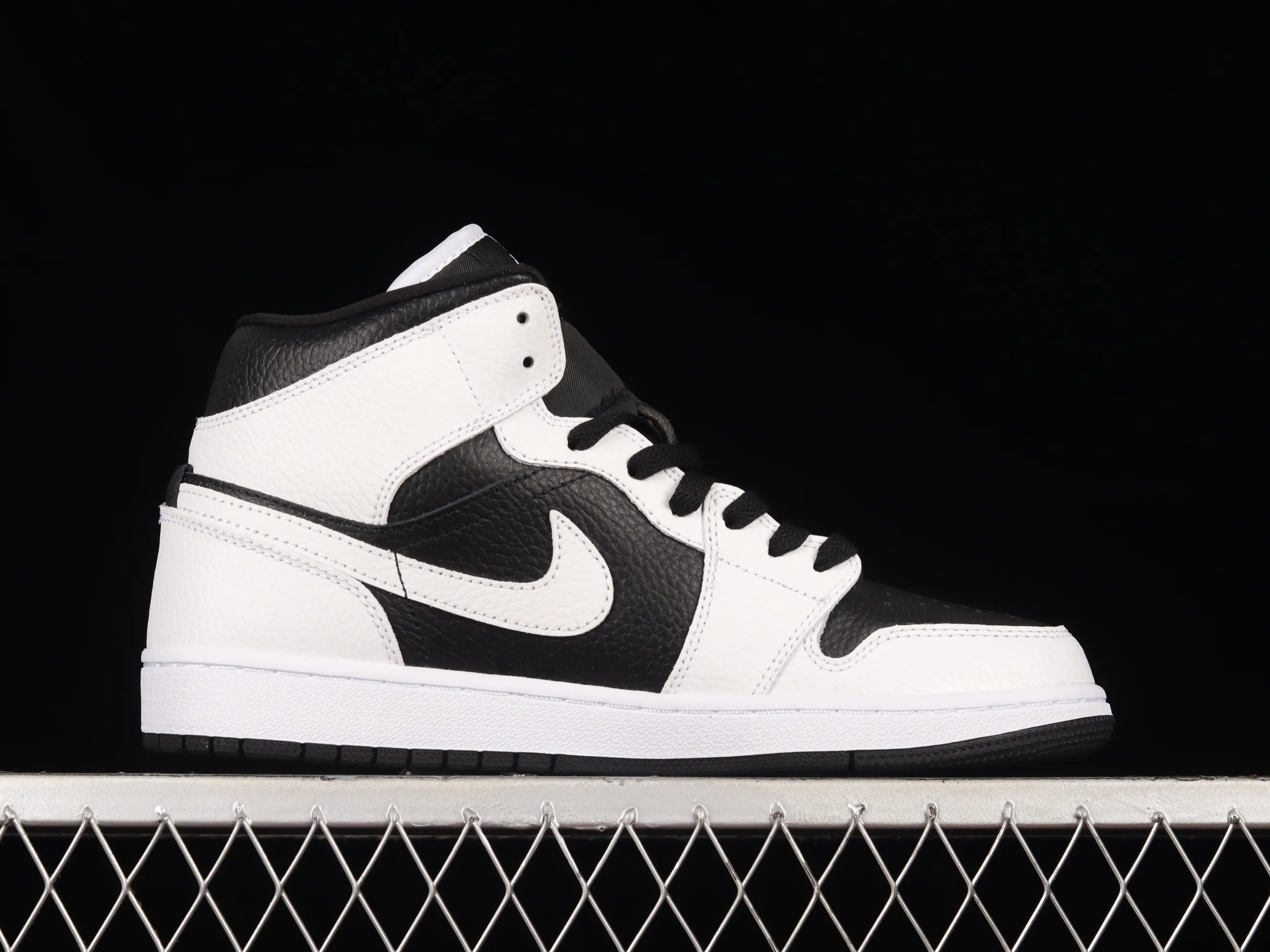 All categories Air Jordan Jordan series basketball shoes Air Jordan 1 Mid Air Jordan 1 Mid "Homage" AJ1 Joe 1 Black and White Panda DR0502-101